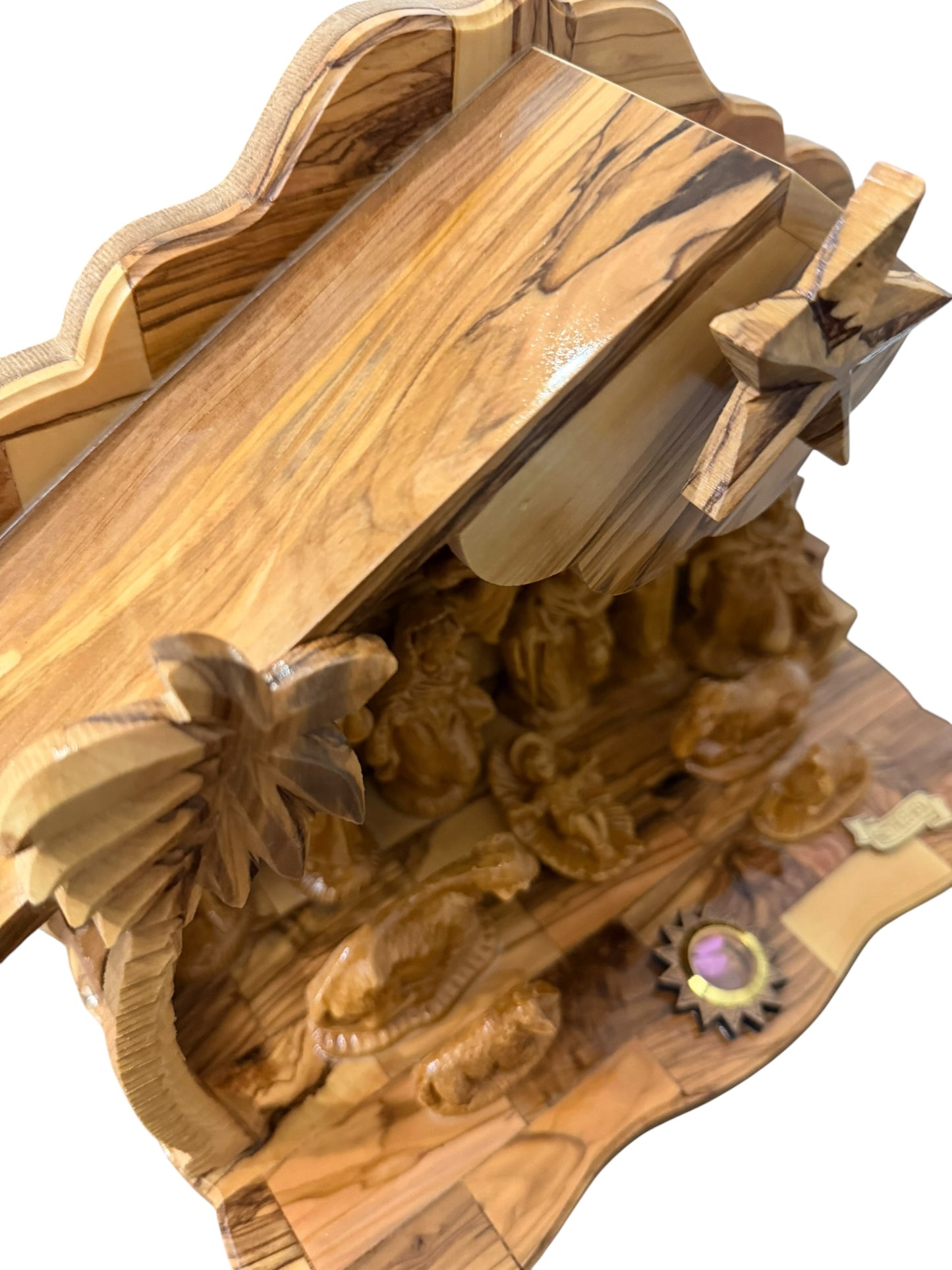 Olive Wood Musical Nativity Scene IV-P