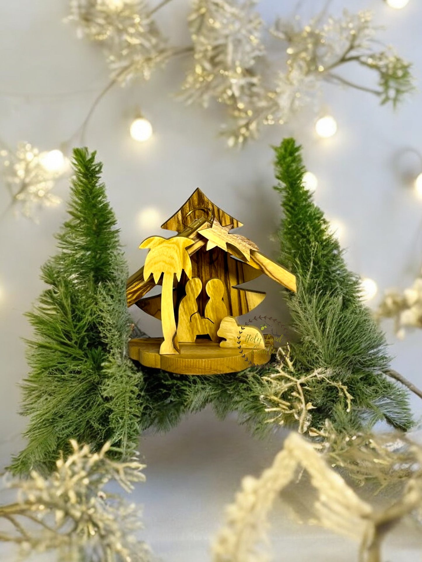 Olive Wood Ornament with Christmas Tree Shape Wall